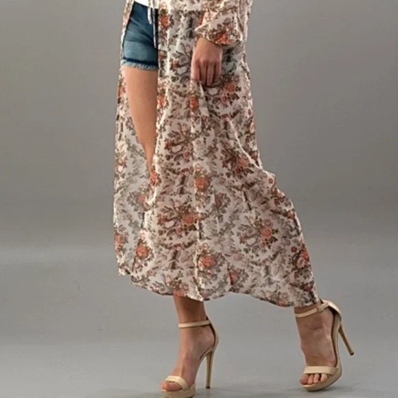 Maxi length chiffon floral kimono - Picture 3 of 4